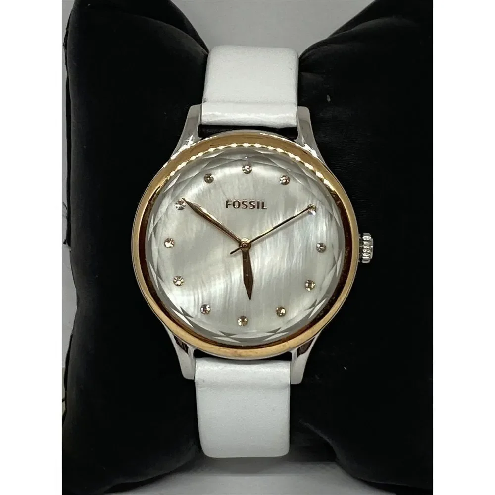 Fossil Laney BQ3484 Women's White Leather Analog Dial Quartz Wrist Watch JK529